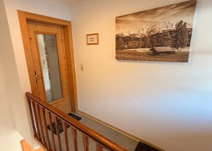 ファームステイ Hof Oberhaus キッツビュール